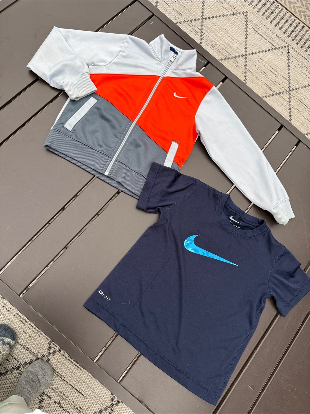 4T Nike Kids' Colorblock Track Jacket & Navy Swoosh Tee Set